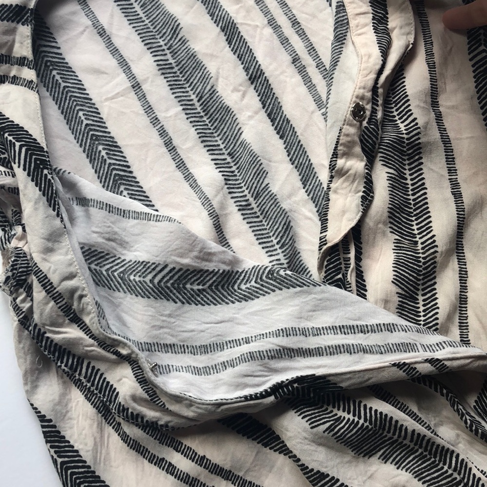 Xhilaration Romper - Picture 3 of 4